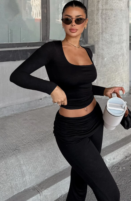 Sets Solid Square Collar Long Sleeve Slim Crop Top Folds Wide Leg Pants